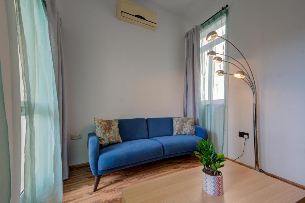 Just off the Ferries Sliema Apartment room 4